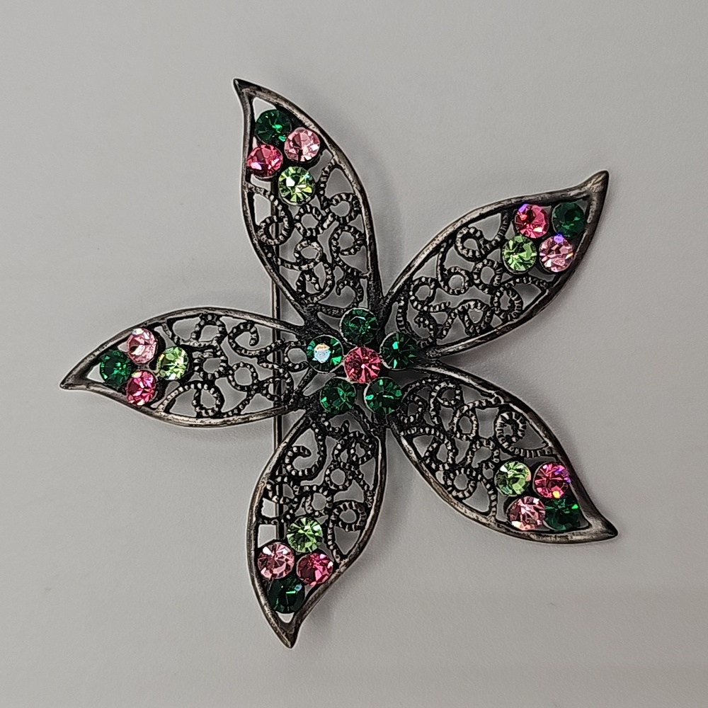 Beautiful Flower Brooch - Simon Chang - Spring Color Palette Flower Blossom